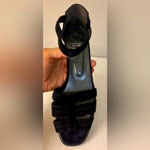 Stuart Weitzman black open toe leather sandals with ankle strap size 9AA